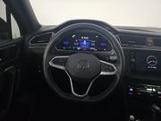 Used 2023 Volkswagen Tiguan SE FWD image 10