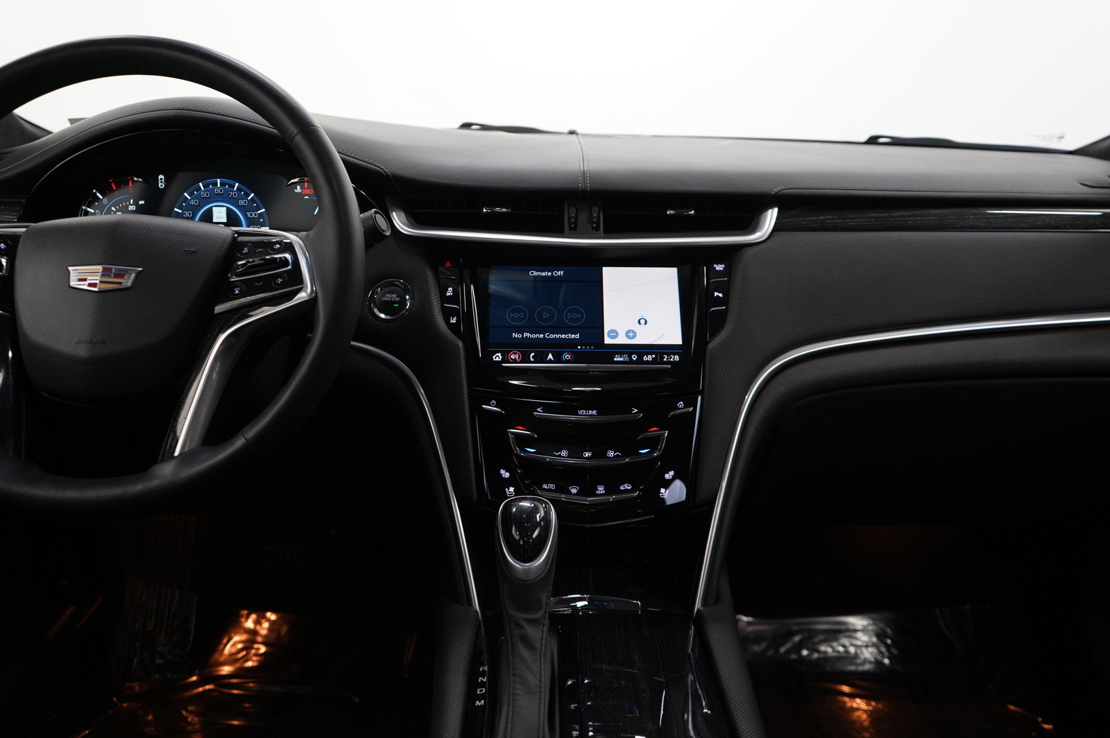 Used 2018 Cadillac XTS Vsport Platinum image 16