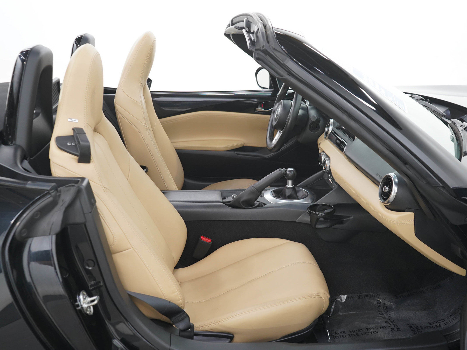 Used 2016 MAZDA MX-5 Miata Grand Touring RWD image 12