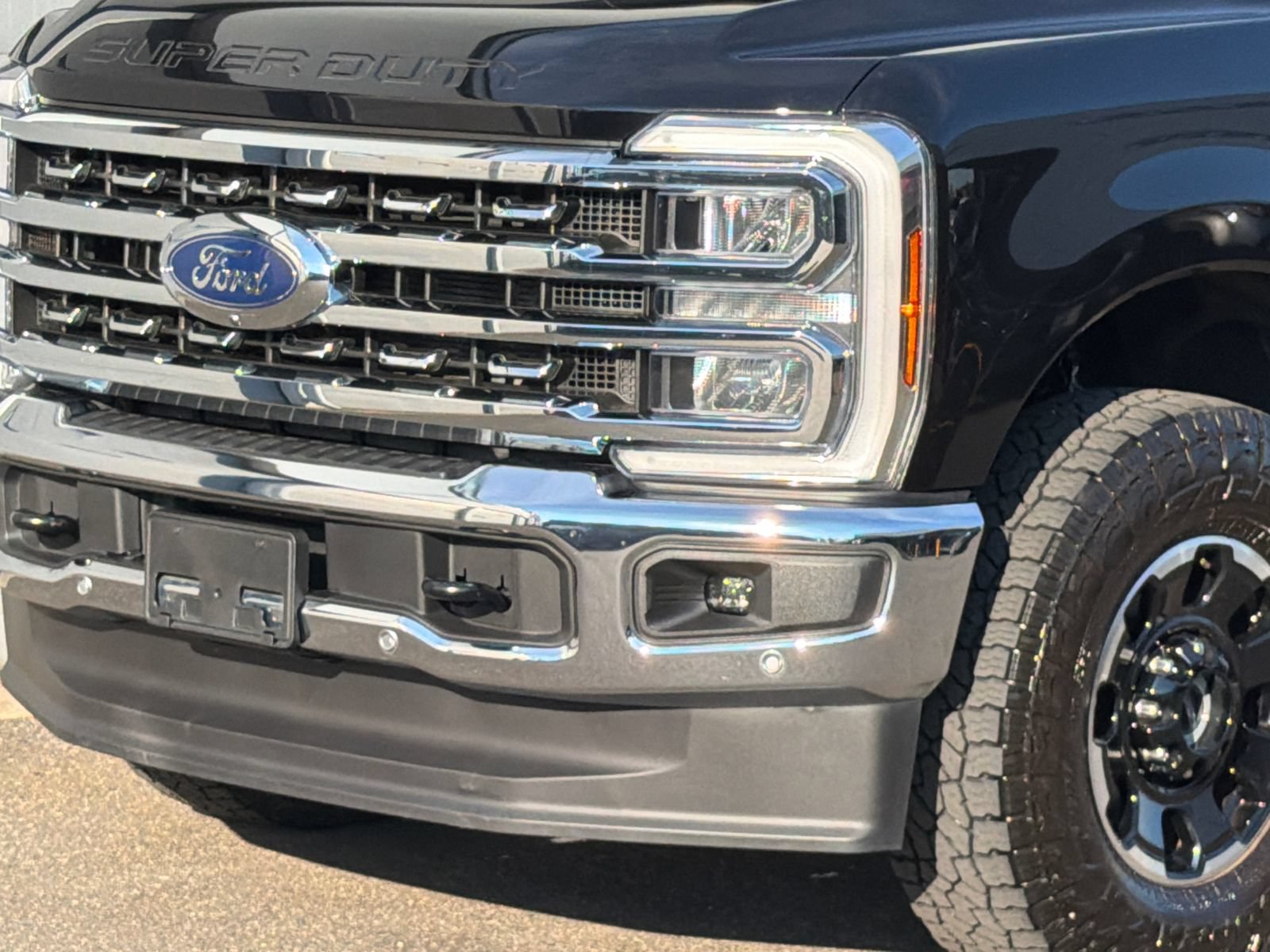 Used 2024 Ford F250 Lariat w/ Lariat Ultimate Package AWD/4WD video 2