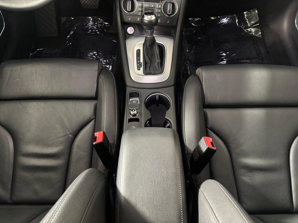 Used 2018 Audi Q3 2.0T Premium Plus w/ Premium Plus Package AWD/4WD image 19