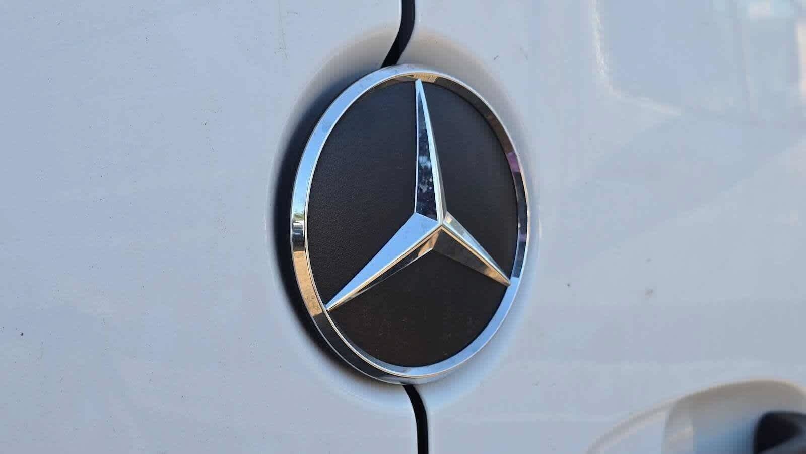 Used 2025 Mercedes-Benz Sprinter 2500 image 18