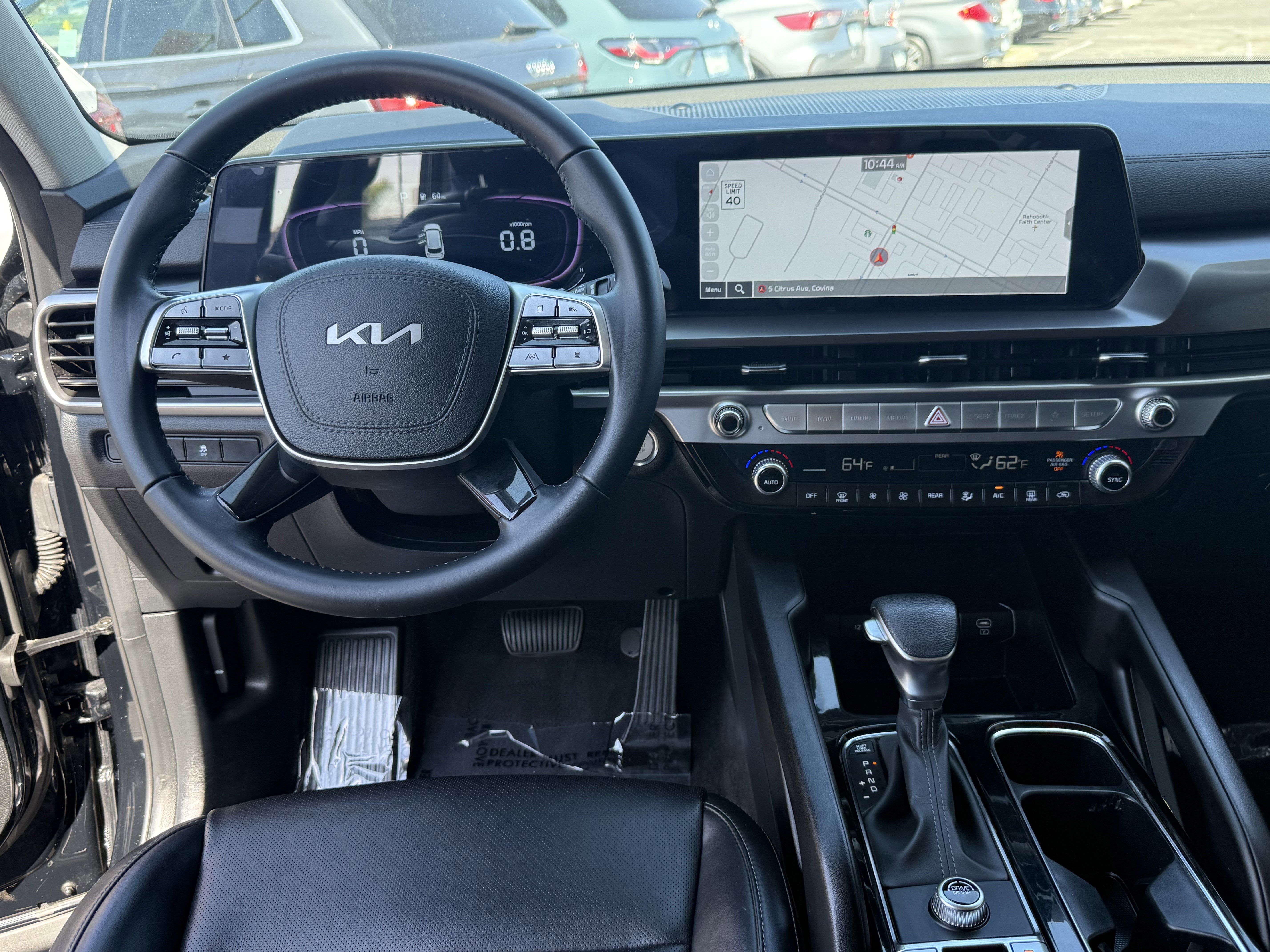 Certified 2025 Kia Telluride LX image 25