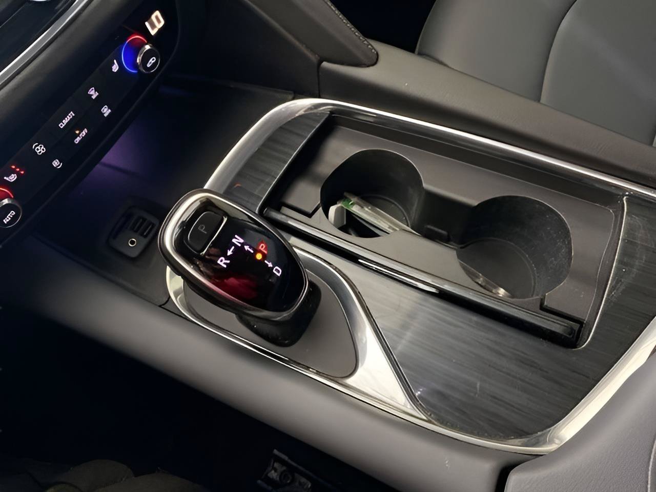 Used 2020 Buick Enclave Essence FWD image 49