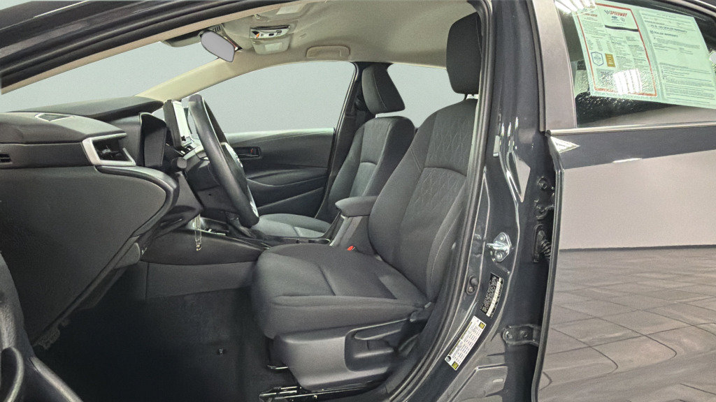 Used 2026 Toyota Corolla LE FWD image 16