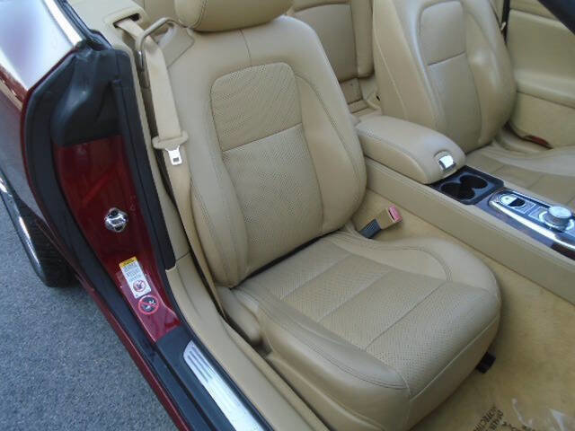 Used 2010 Jaguar XK Convertible image 10