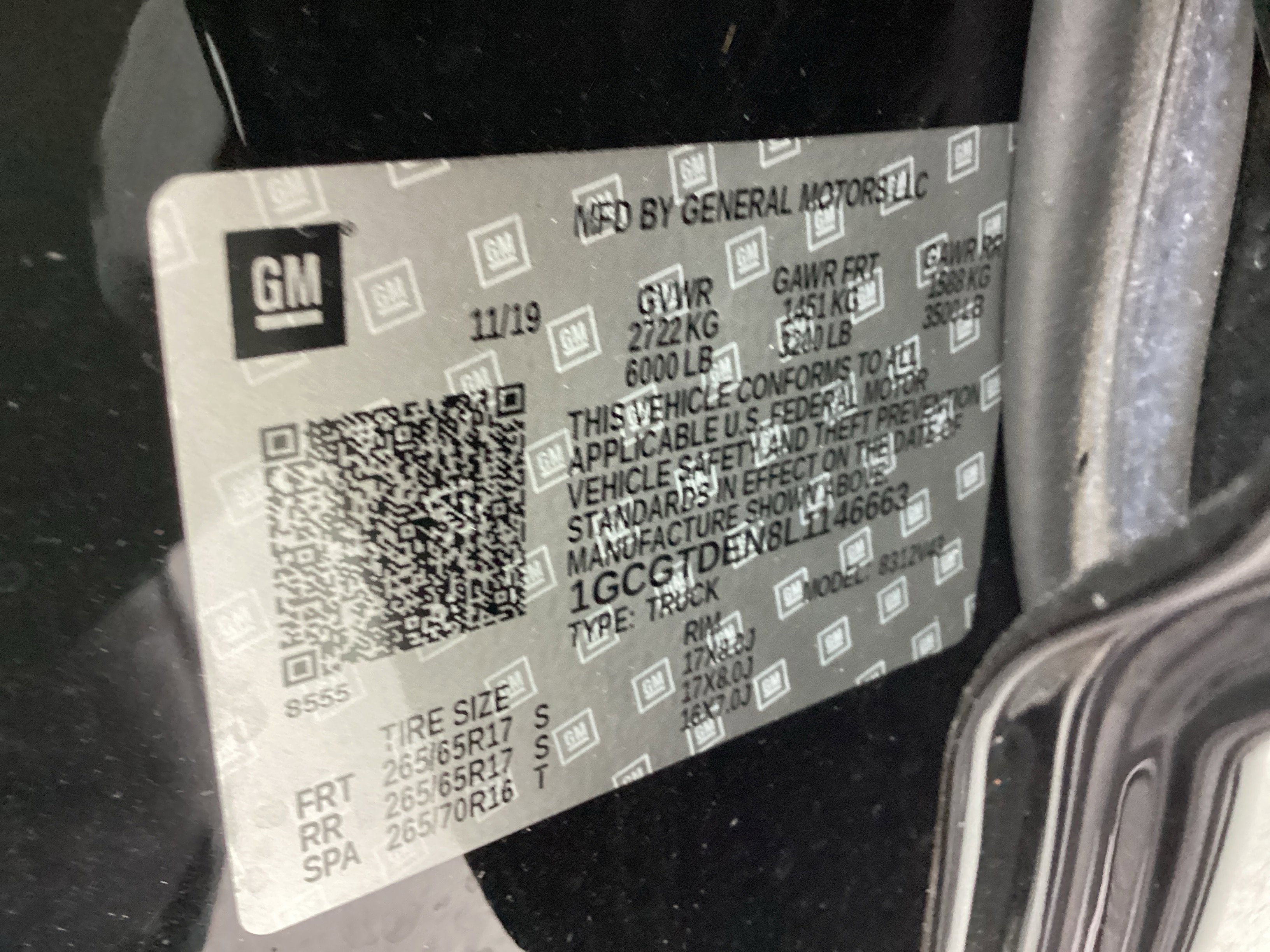 Used 2020 Chevrolet Colorado Z71 w/ Z71 Midnight Edition image 37