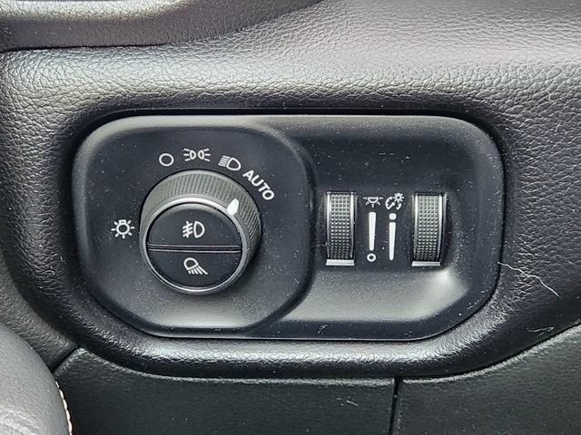Used 2025 RAM 2500 Laramie w/ Night Edition AWD/4WD image 25