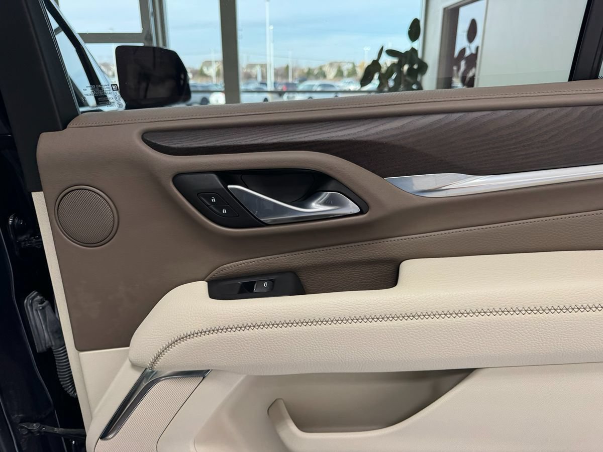 Used 2023 GMC Yukon Denali AWD/4WD image 50