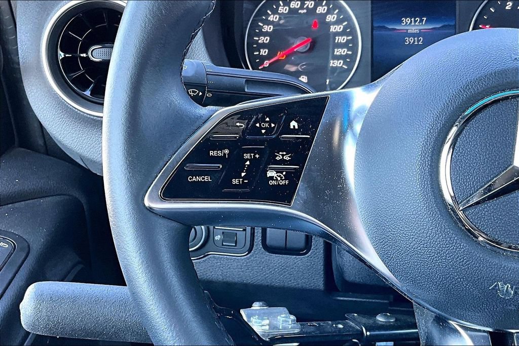 Used 2025 Mercedes-Benz Sprinter 2500 image 6