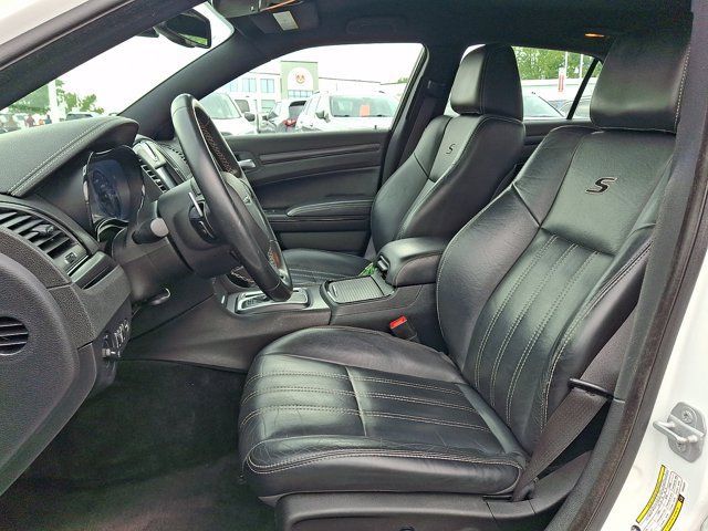 Used 2015 Chrysler 300 S AWD/4WD image 17