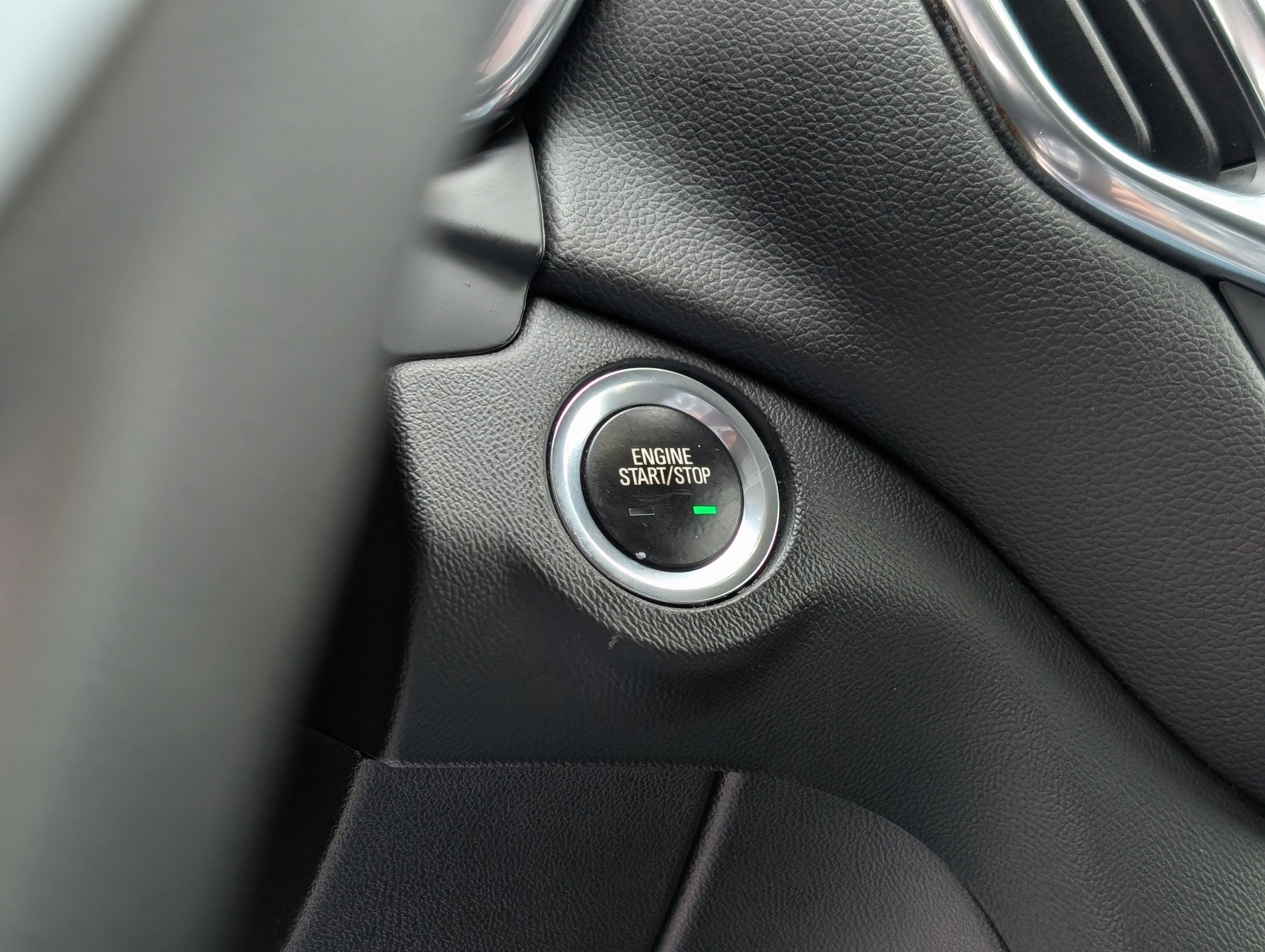 Used 2022 Chevrolet Equinox LT image 20