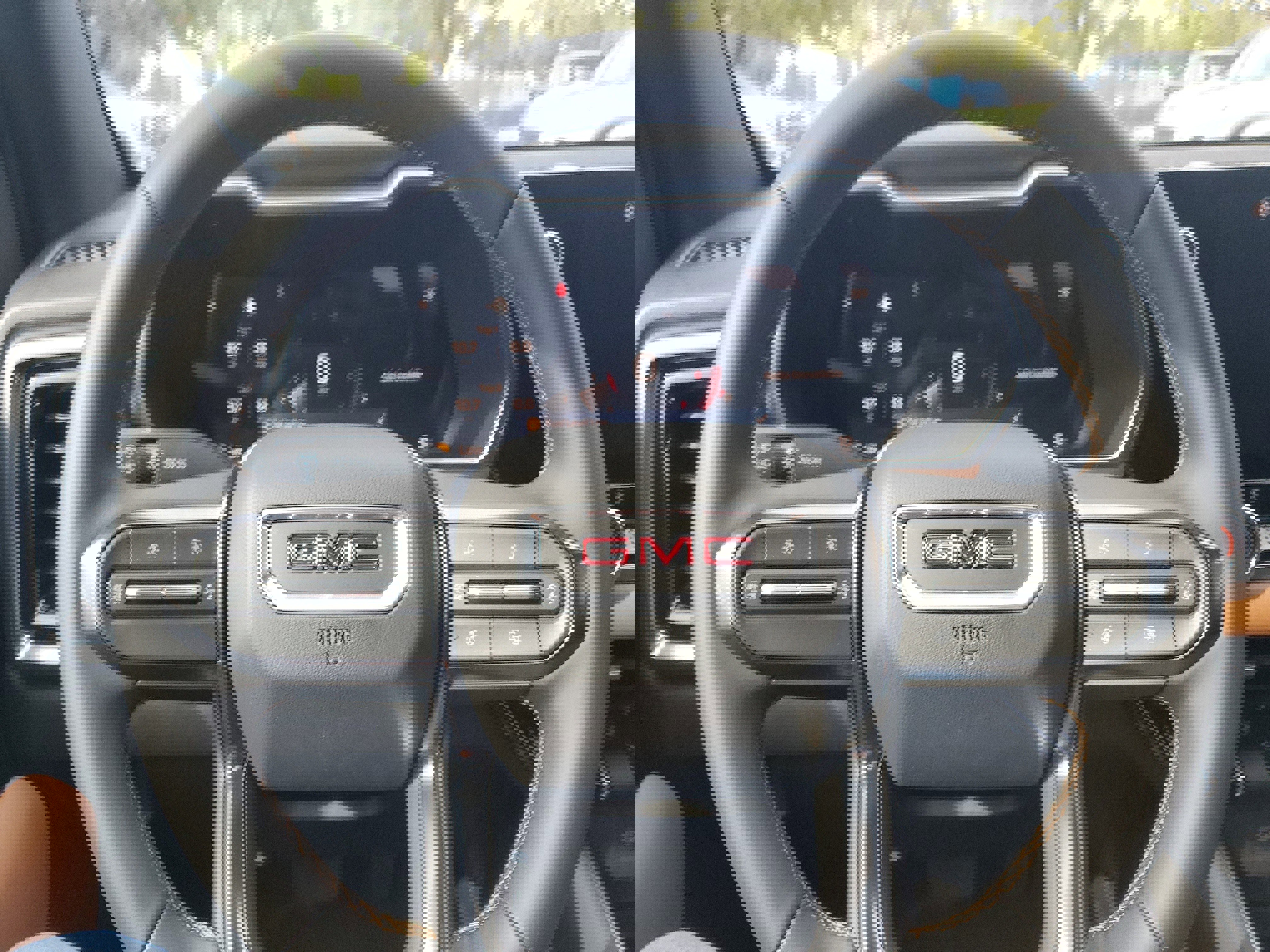 New 2026 GMC Canyon AT4 w/ Technology Plus Package image 13