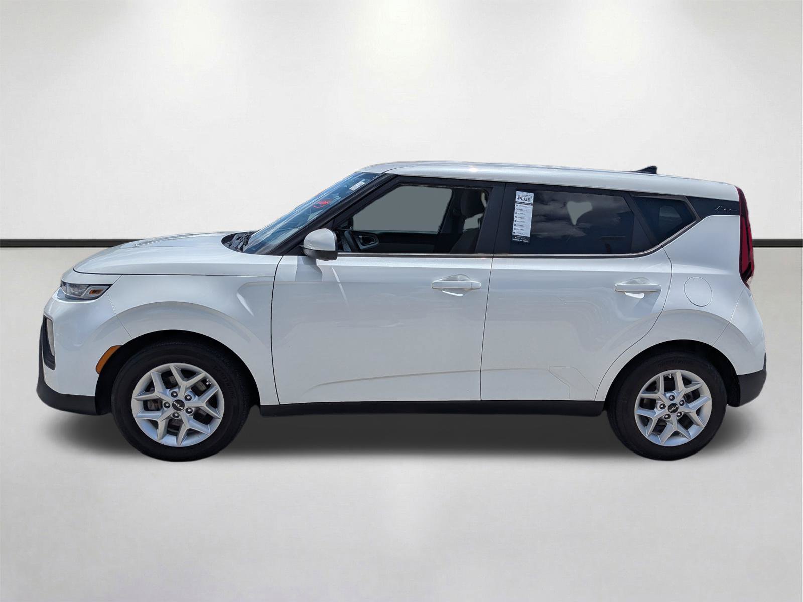 Used 2022 Kia Soul LX w/ Technology Package FWD image 7