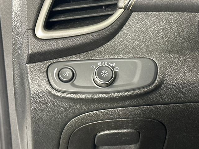 Used 2017 Chevrolet Trax LS image 19