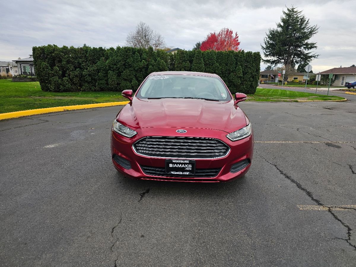 Used 2016 Ford Fusion SE image 5