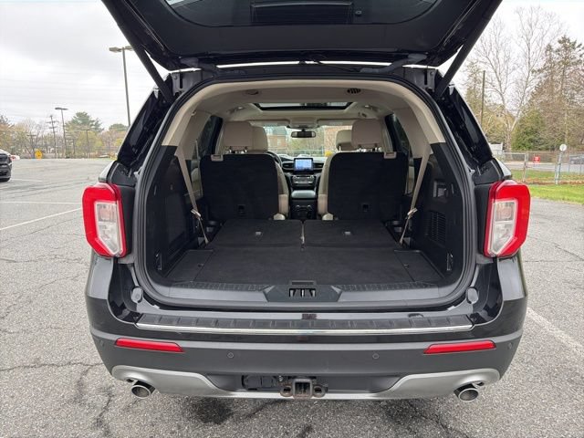 Used 2022 Ford Explorer Limited w/ Equipment Group 301A AWD/4WD image 8