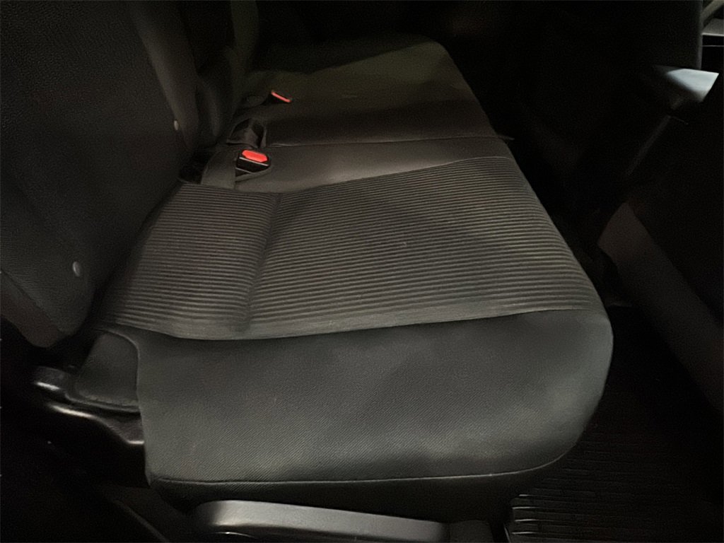 Used 2017 Toyota RAV4 LE image 13