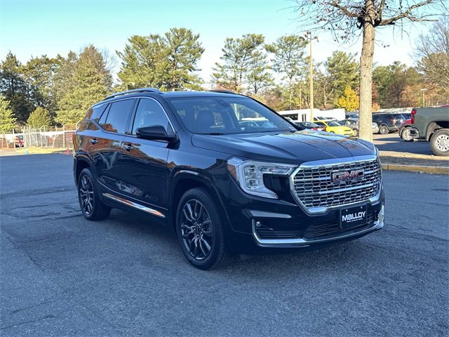 Used 2023 GMC Terrain Denali w/ Black Diamond Edition