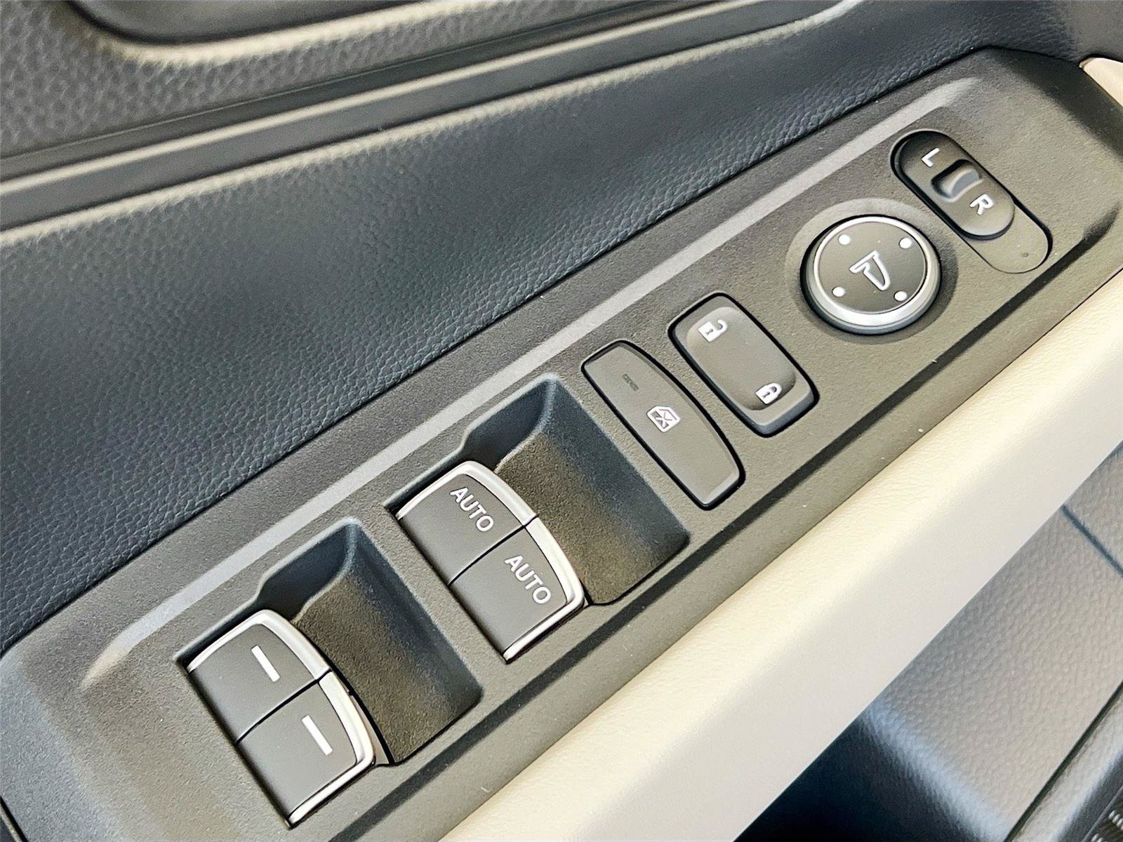New 2026 Honda Accord LX image 18