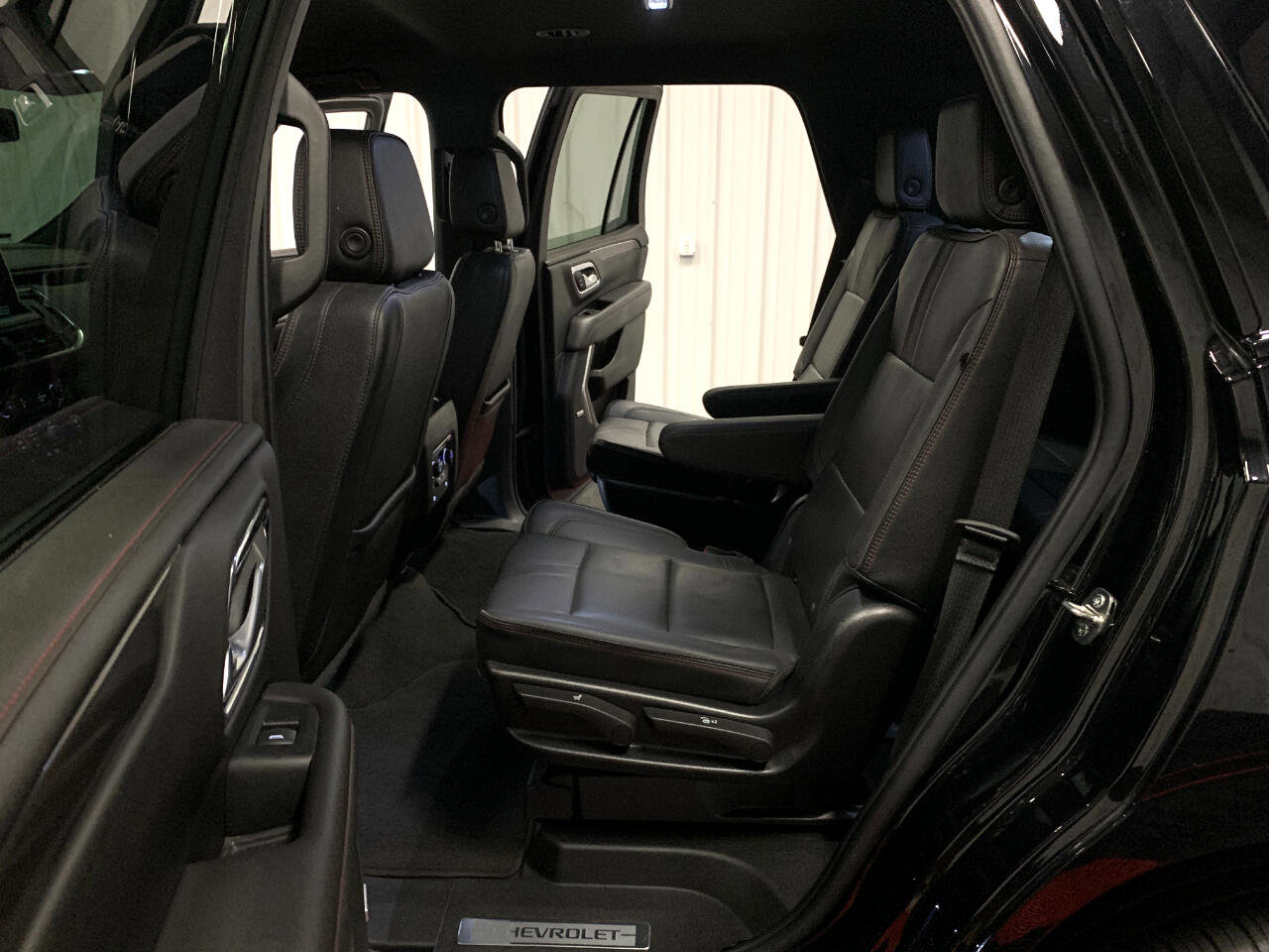 Used 2022 Chevrolet Tahoe RST w/ Luxury Package image 45