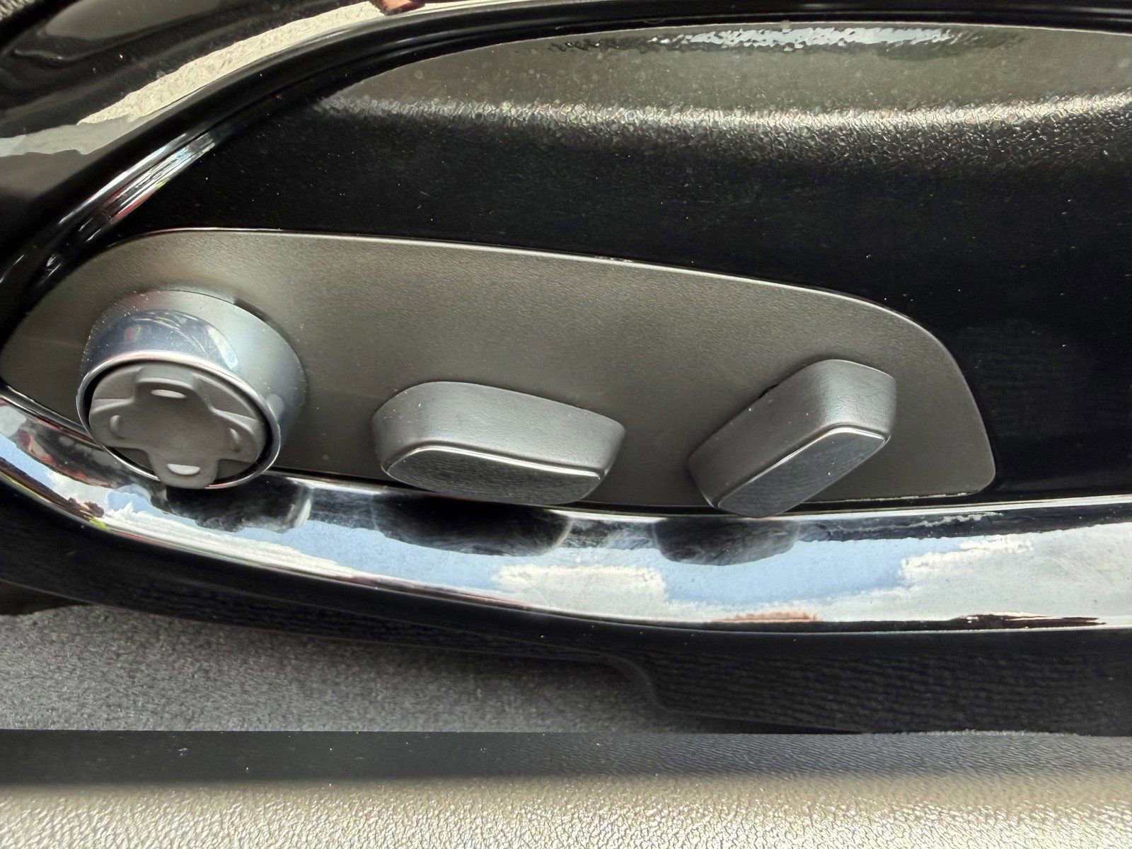 Used 2025 Chevrolet Corvette Z06 w/ Stealth Interior Trim Package image 16