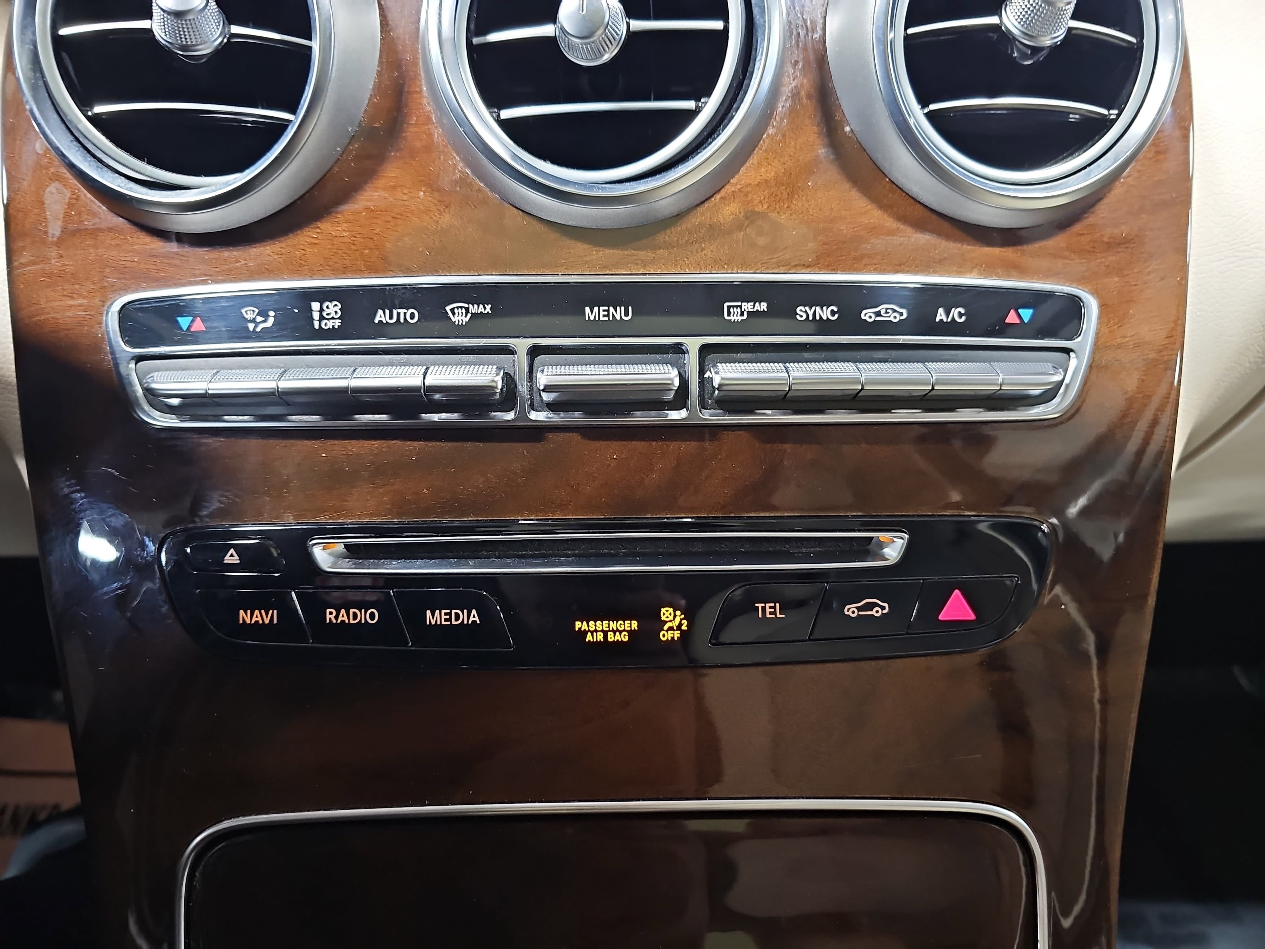 Used 2019 Mercedes-Benz GLC 300 image 21