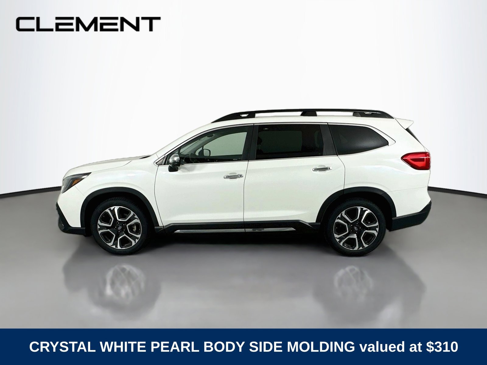 Used 2023 Subaru Ascent Touring AWD/4WD image 4