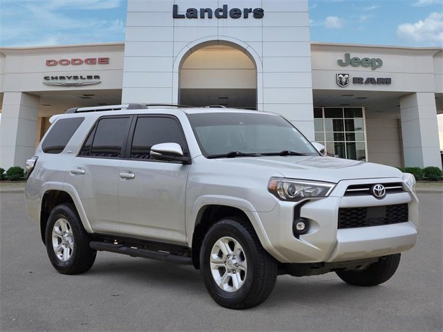 Used 2023 Toyota 4Runner SR5 Premium image 3