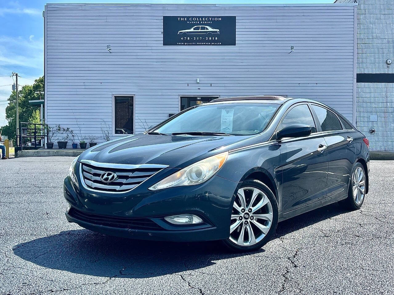 Used 2013 Hyundai Sonata SE w/ Navigation & Sunroof Pkg FWD image 1