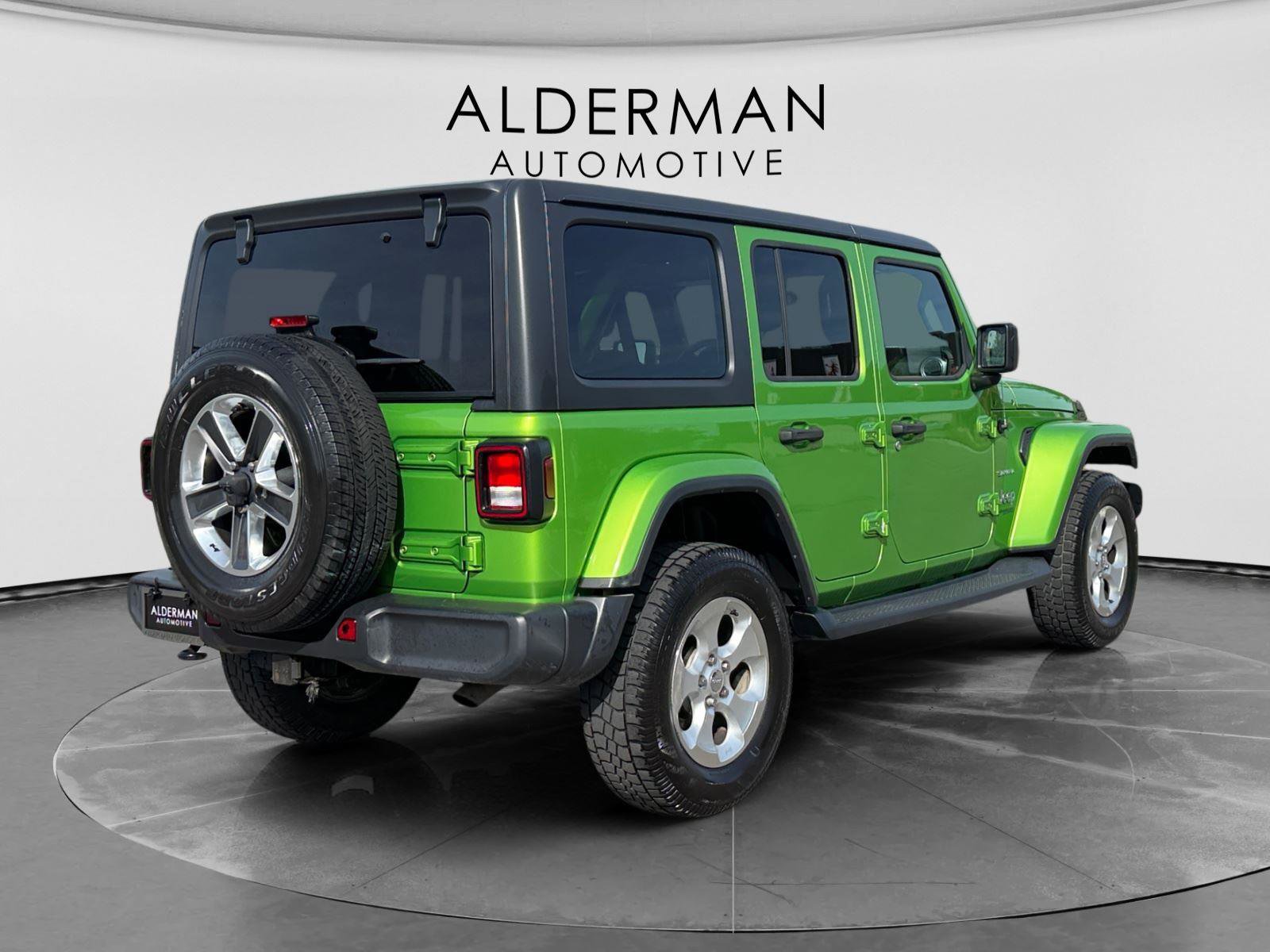 Used 2018 Jeep Wrangler Unlimited Sahara w/ Dual Top Group image 5