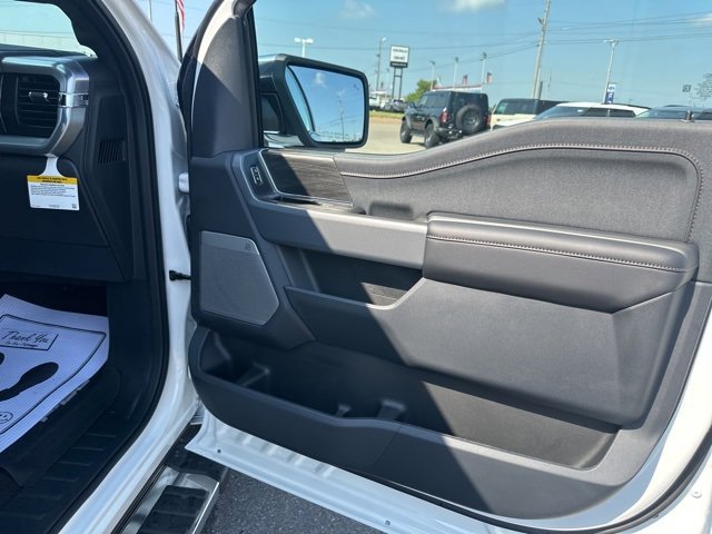 New 2025 Ford F150 Lariat image 12