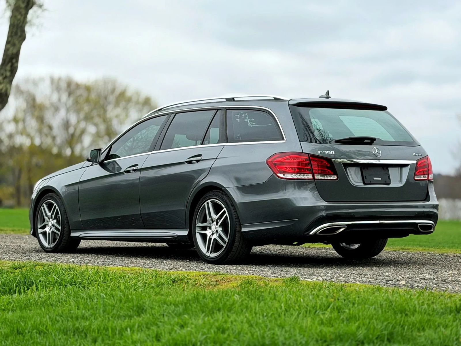 Used 2016 Mercedes-Benz E 350 4MATIC Wagon image 33