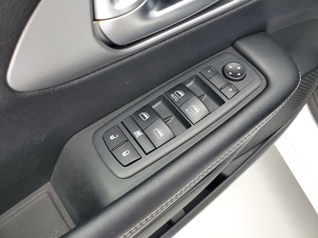 Used 2018 Chrysler Pacifica Touring Plus w/ S Appearance Package image 20