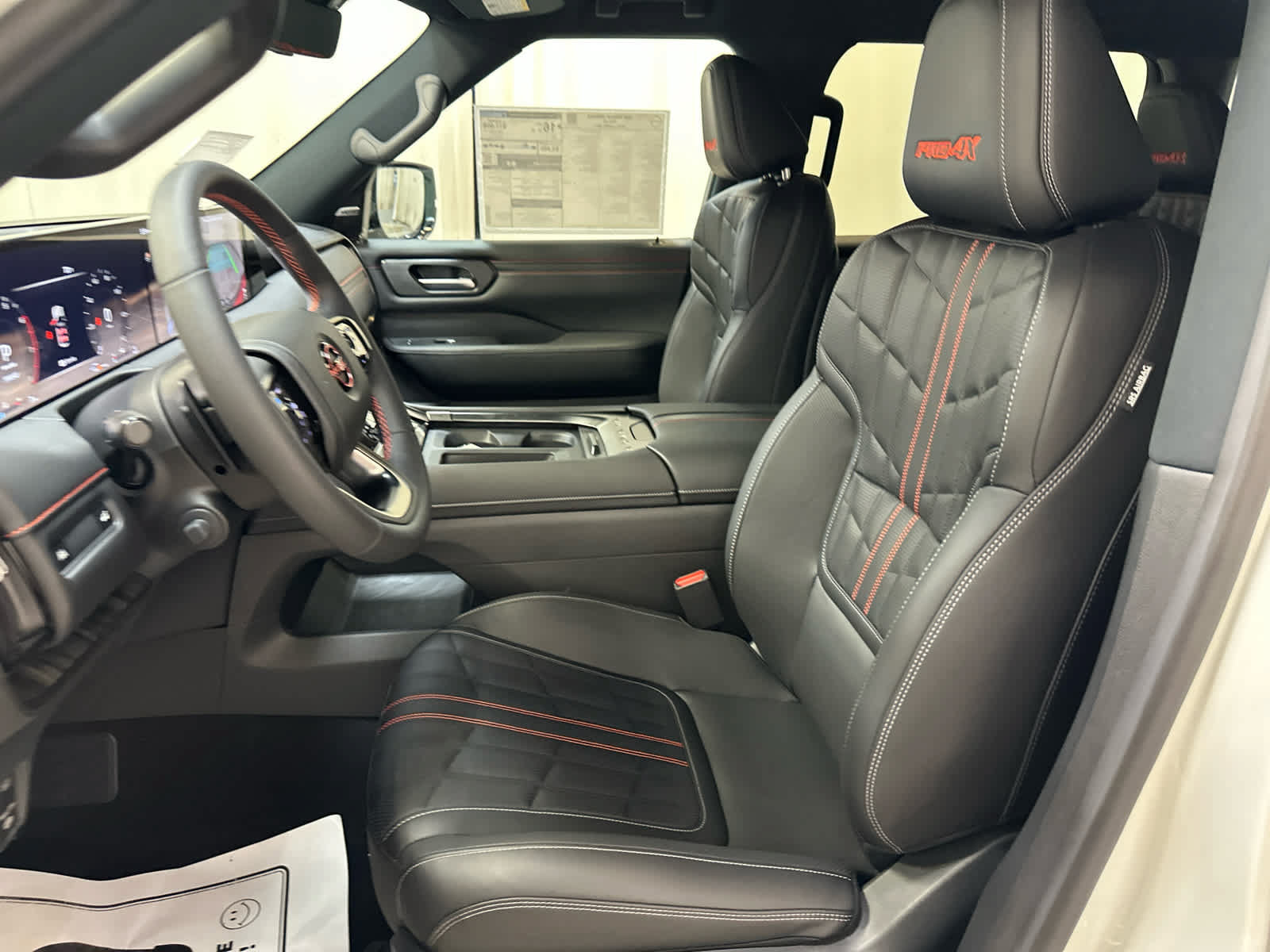 New 2026 Nissan Armada PRO-4X AWD/4WD image 4