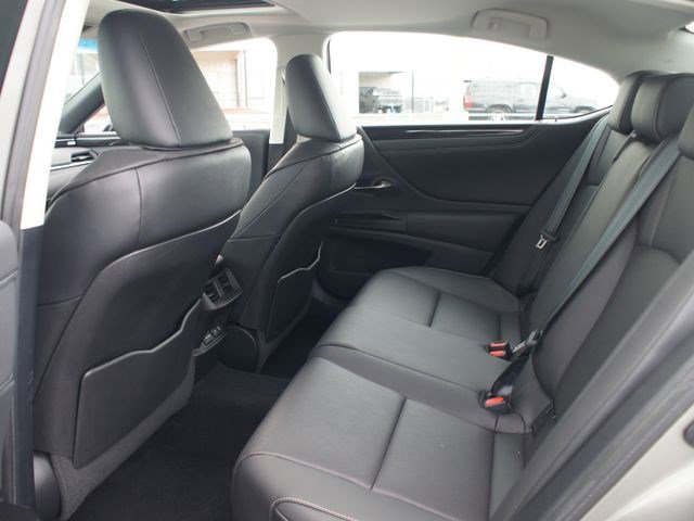 Used 2020 Lexus ES 350 w/ Premium Package image 16