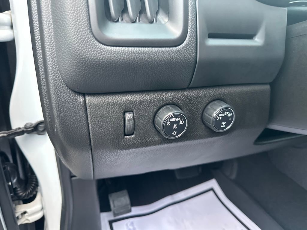 Certified 2022 Chevrolet Colorado LT w/ LT Convenience Package image 31