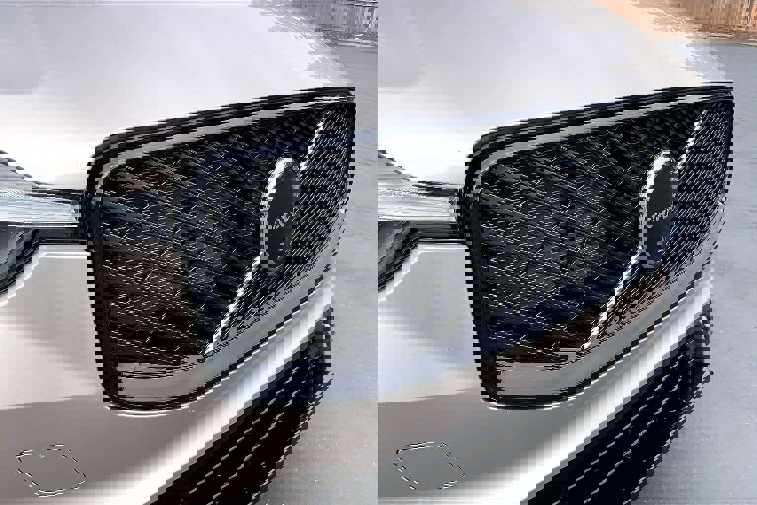 Used 2026 Volvo XC60 T8 Ultra w/ Protection Package Premier image 33