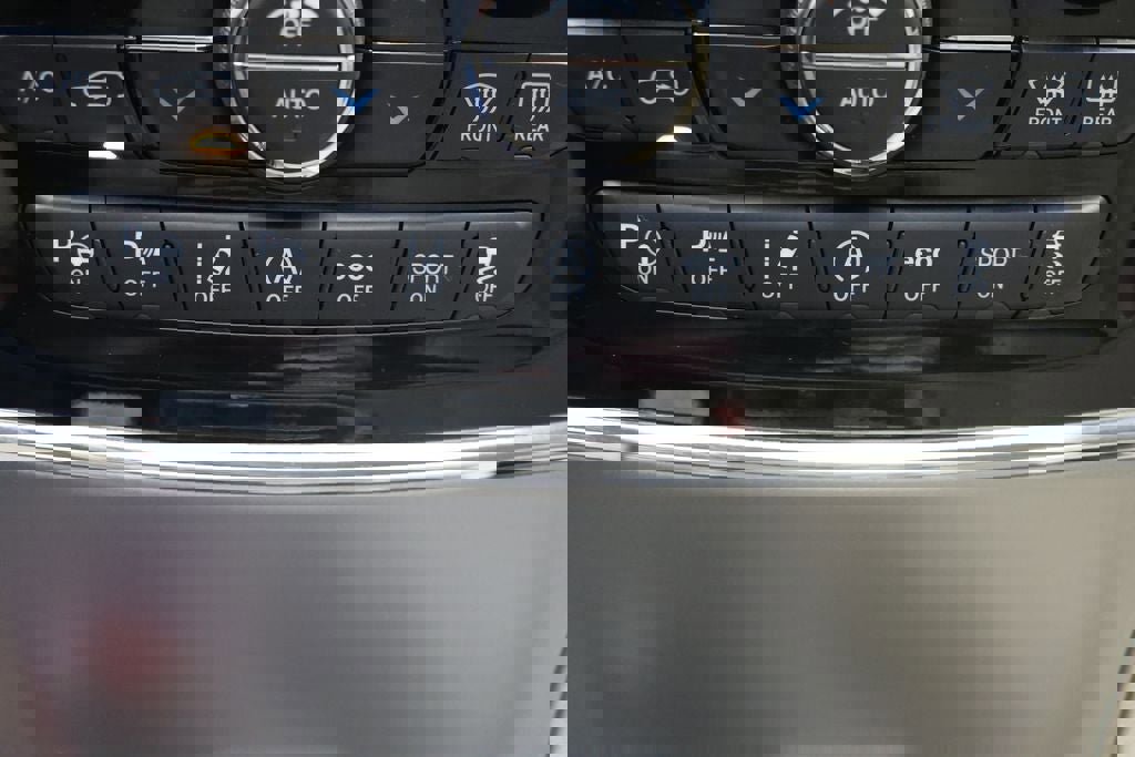 Used 2021 Jeep Grand Cherokee Limited w/ Premium Lighting Group image 27