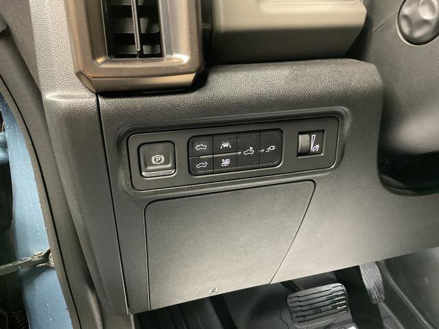 Used 2024 GMC Hummer EV 3X w/ Omega Edition image 11