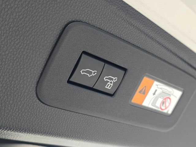 Used 2025 Toyota Land Cruiser w/ Premium Package AWD/4WD image 13