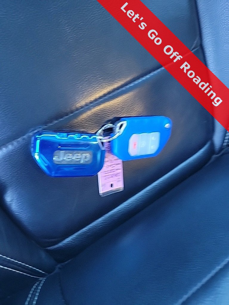 Used 2020 Jeep Gladiator Overland image 19