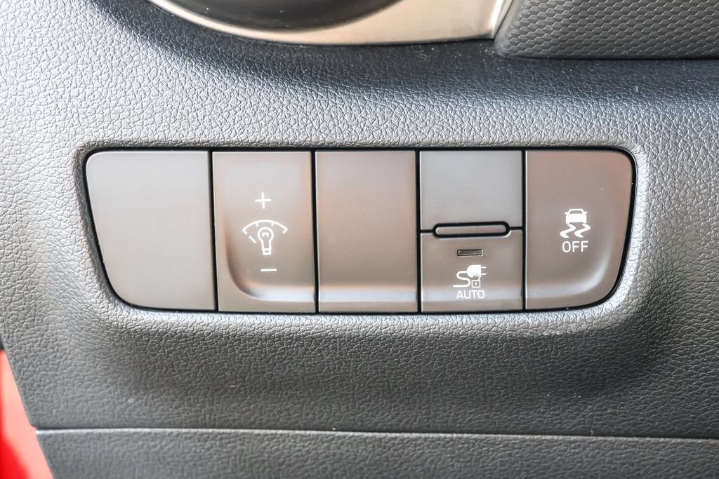 Certified 2023 Hyundai Kona SEL FWD image 20