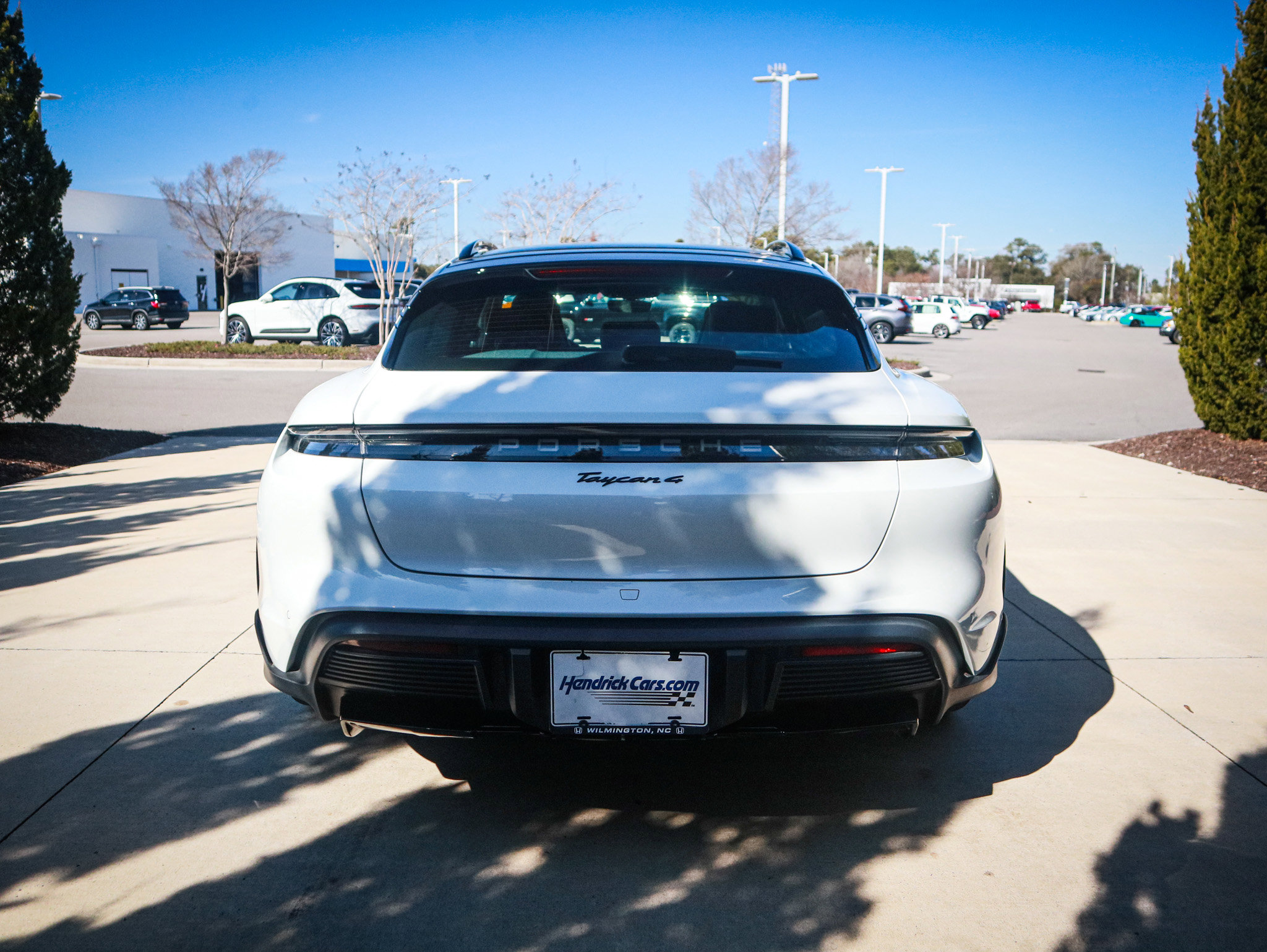 Used 2023 Porsche Taycan 4 Cross Turismo w/ Premium Package image 9