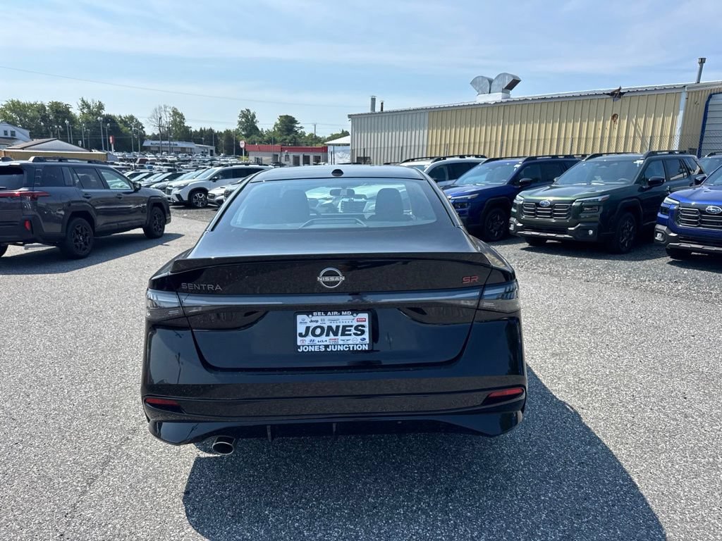 New 2026 Nissan Sentra SR w/ Floor Mat Package FWD image 6