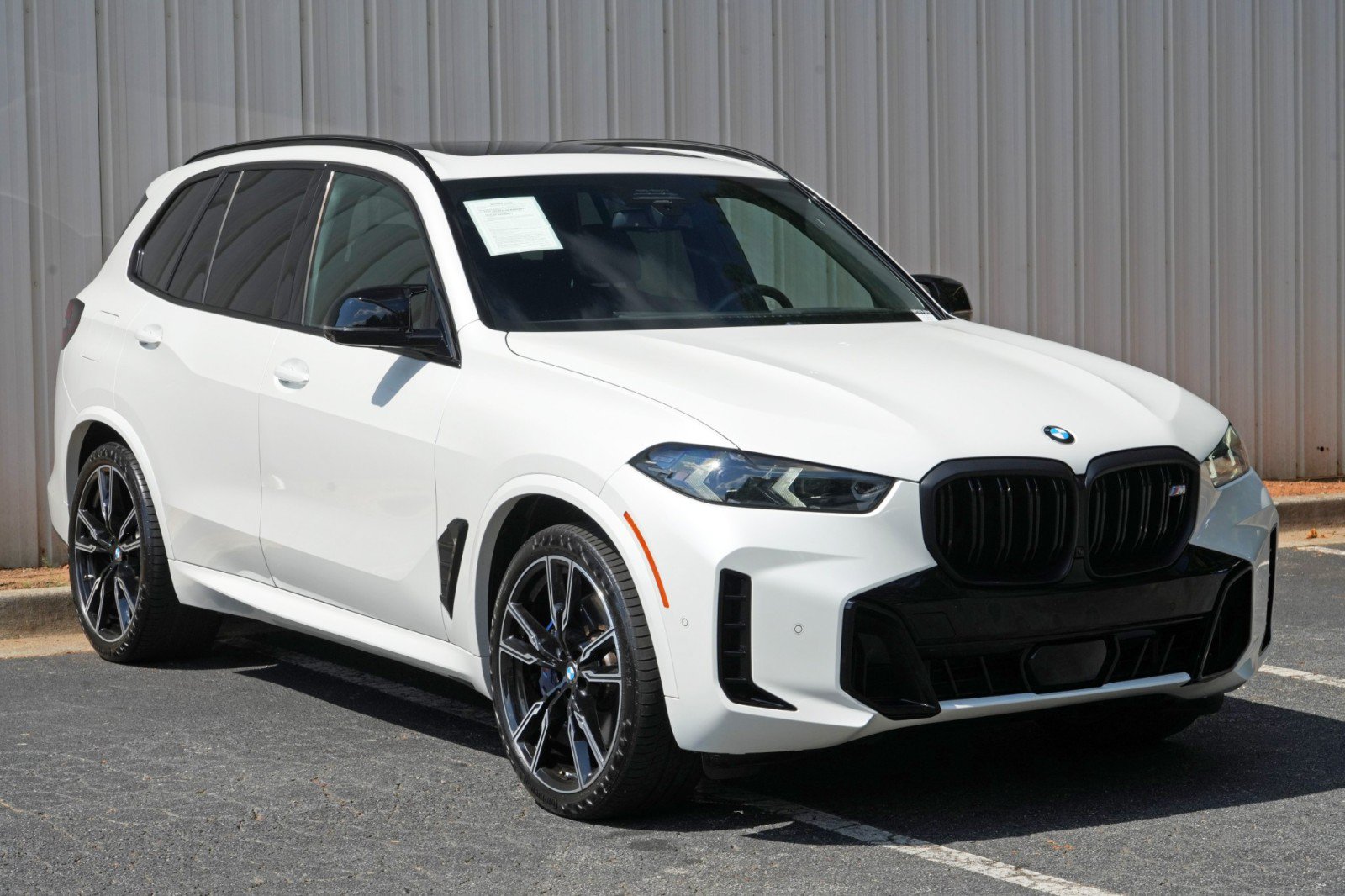Used 2024 BMW X5 M60i AWD/4WD image 62