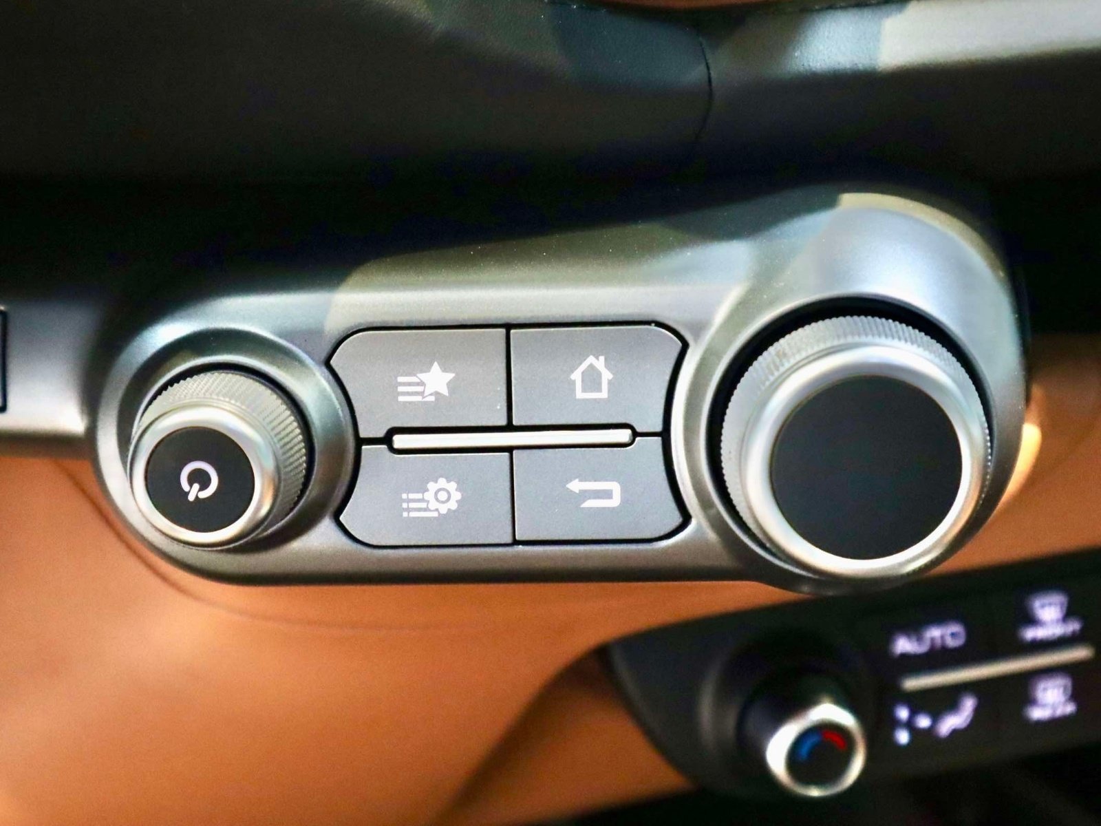 Certified 2019 Ferrari 812 Superfast RWD image 30