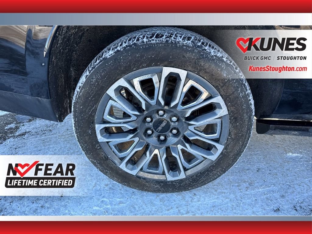Used 2024 GMC Yukon XL Denali Ultimate AWD/4WD image 15