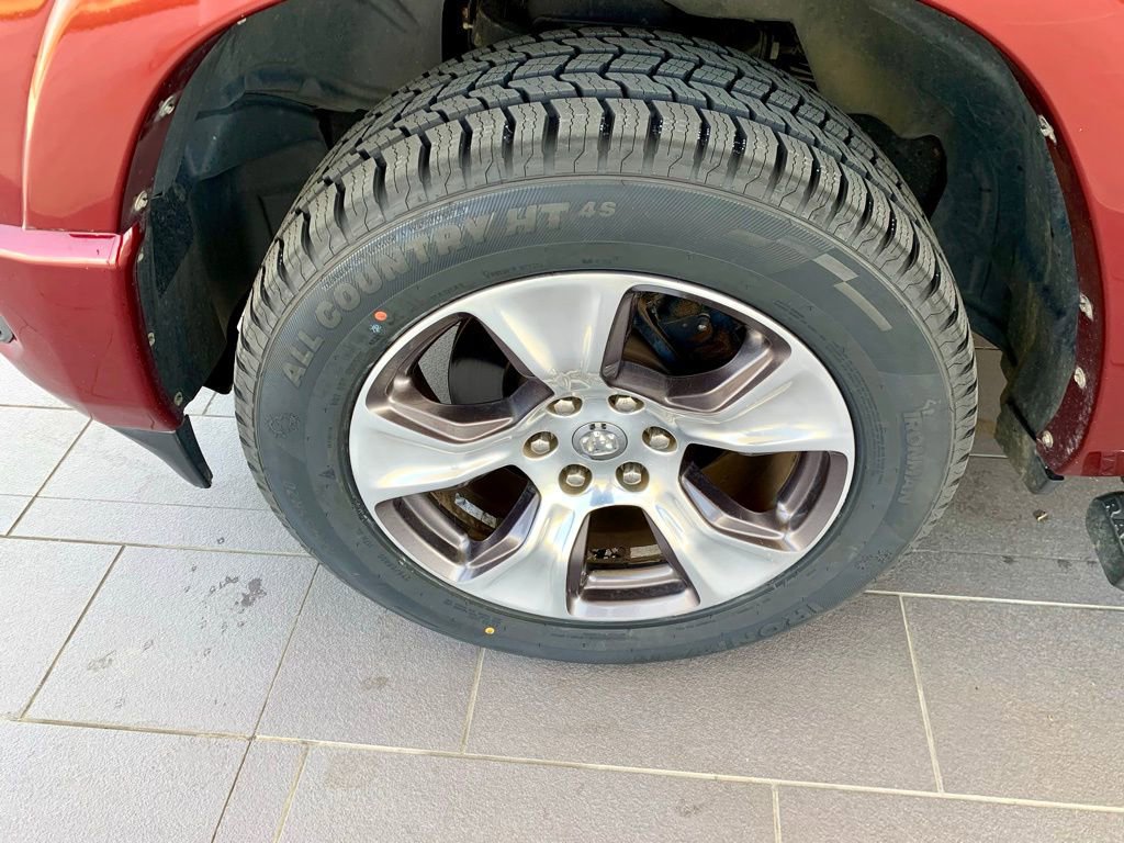 Used 2019 RAM 1500 Laramie image 11