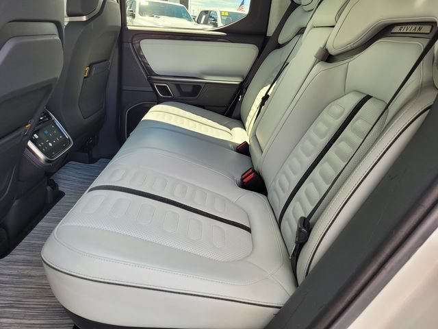 Used 2022 Rivian R1T Adventure AWD/4WD image 17